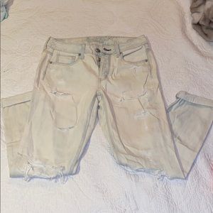 American eagle tomgirl jeans